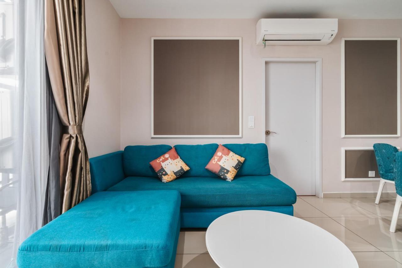 Hostahome Suites At I-City, Central Mall Шах-Алам Экстерьер фото