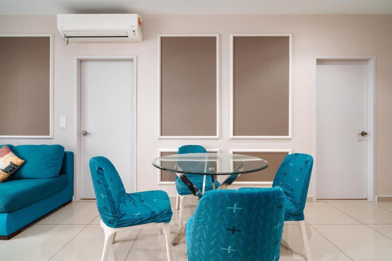 Hostahome Suites At I-City, Central Mall Шах-Алам Экстерьер фото