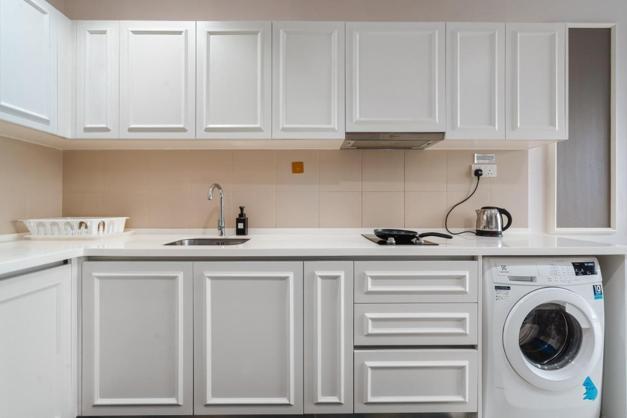 Hostahome Suites At I-City, Central Mall Шах-Алам Экстерьер фото