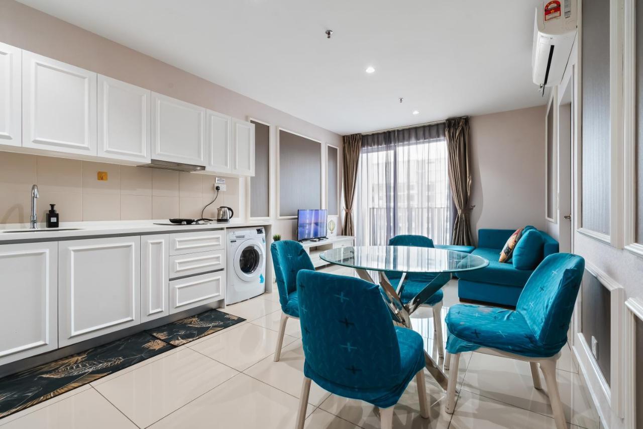 Hostahome Suites At I-City, Central Mall Шах-Алам Экстерьер фото